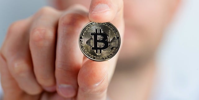 bitcoin v ruce