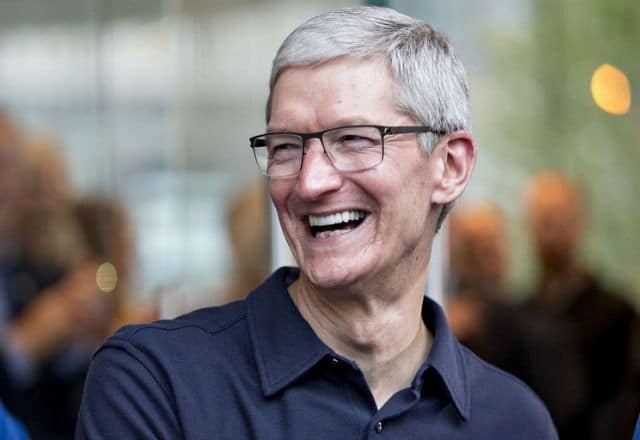 Tim Cook vlastní kryptoměny